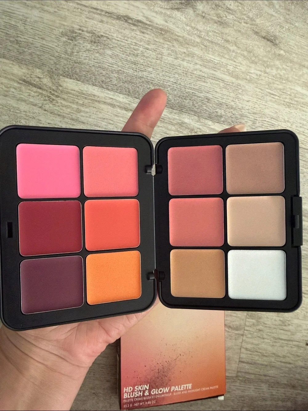 Makeup Forever HD Skin Blush & Glow Palette — Pink, Coral, Orange, Berry Shades